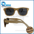 Fashion Sunglasses For Women Wooden Sunglass Display Stand